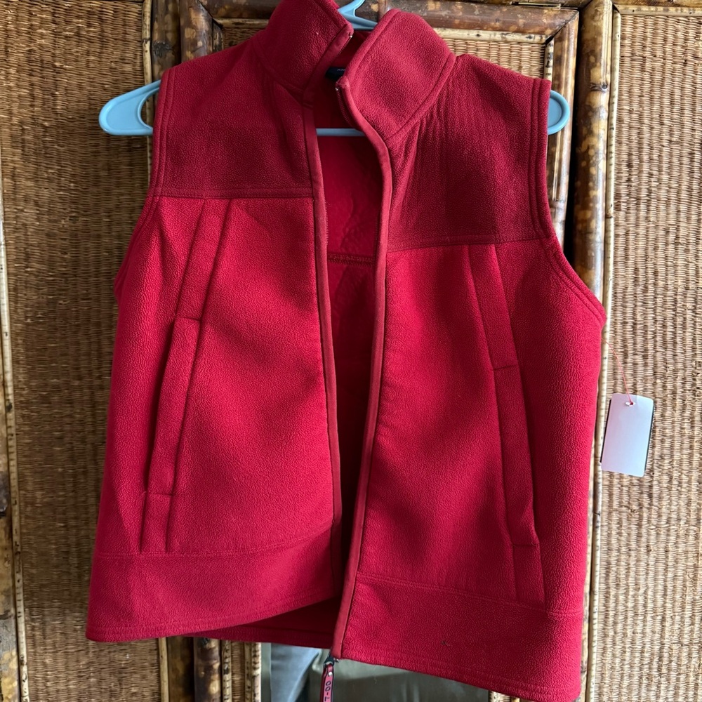 American Eagle Outfitters Red Women’s Vest